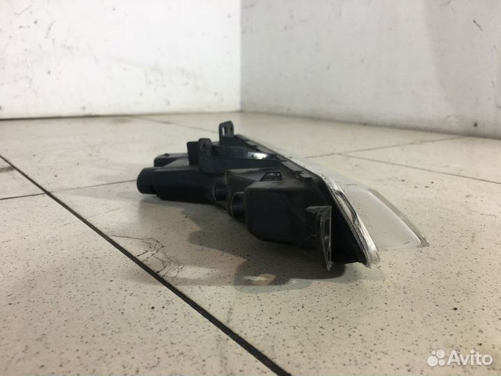 Фонарь передний в бампер левый