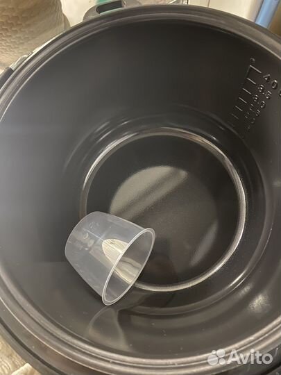 Мультиварка новая red