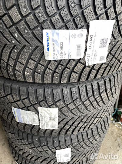 Michelin X-Ice North 4 SUV 265/40 R22 116T