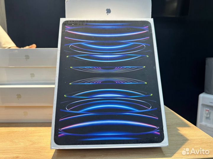 Планшет apple iPad pro 12.9 2022 M2 1TB Silver нов