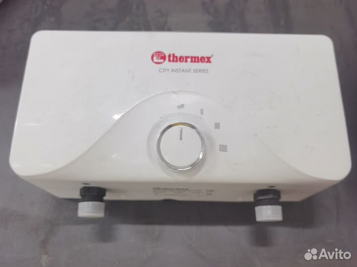 Электрический проточный нагреватель, 220 В