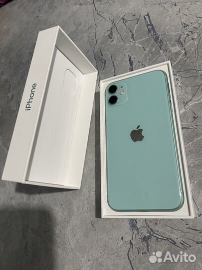 iPhone 11, 64 ГБ