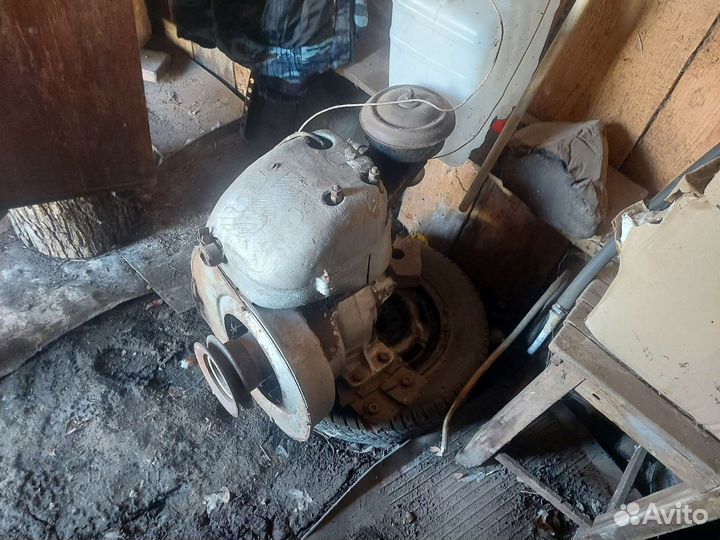 Бензиновый двигатель с пилорамой сталярка