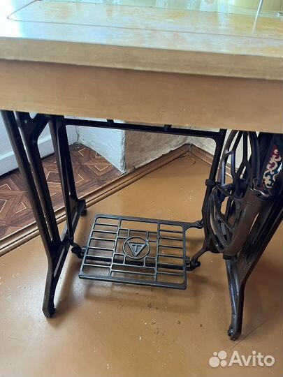 Швейная машина буtikka