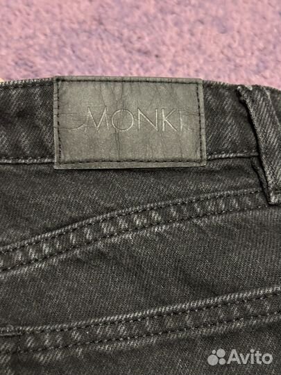 Джинсы Monki 24