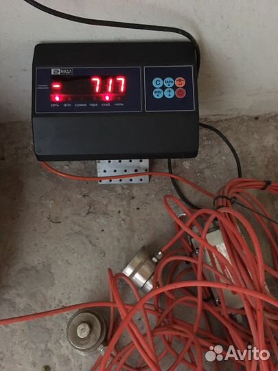 Вакуумная установка масляная Milkline, весы