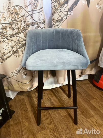 Стул барный