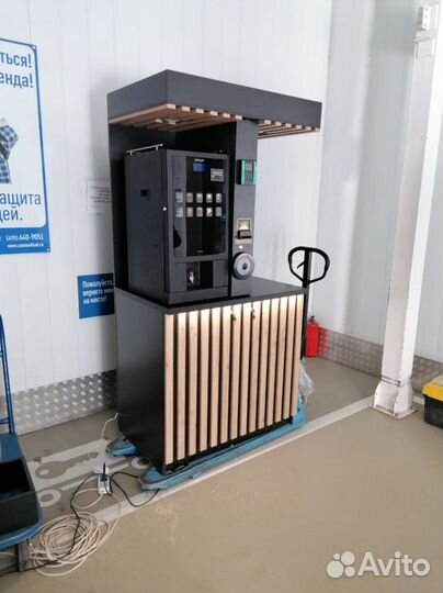 Кофейня самообслуживания, стойка кофе с собой