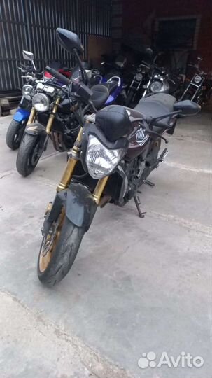 Honda Hornet CB600 в отличном состоянии. почти нов