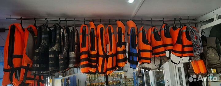 Спасательный жилет сертифицированный