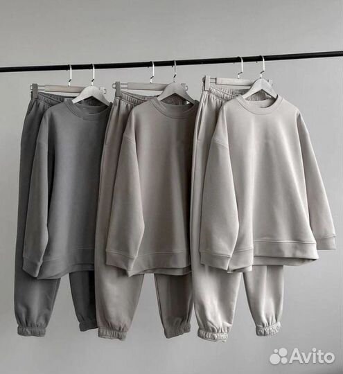 Спортивный костюм