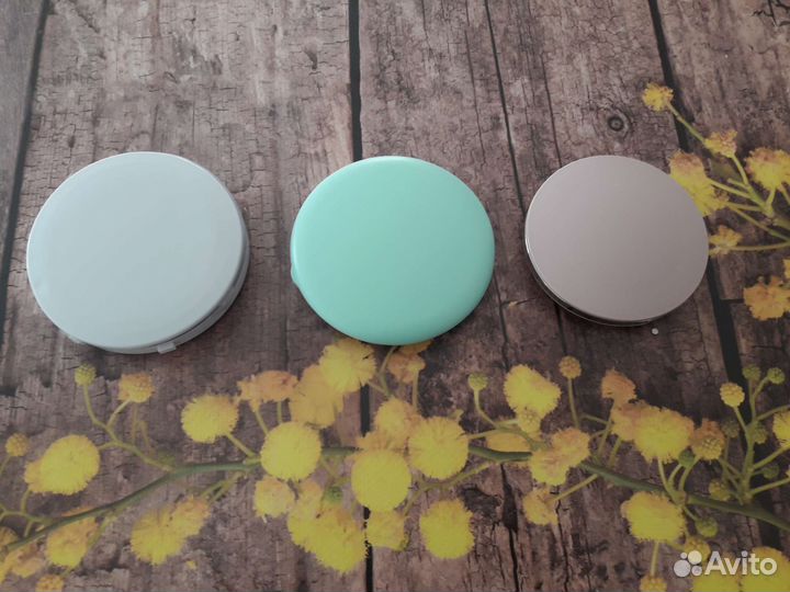 Зеркало карманное с подсветкой