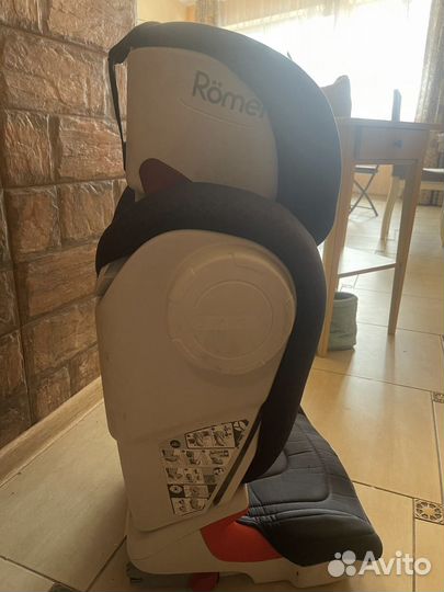 Детское автомобильное кресло britax romer