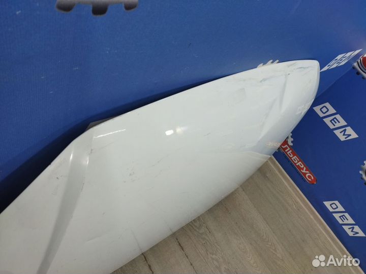 Капот Volkswagen Polo sedan 5 2010