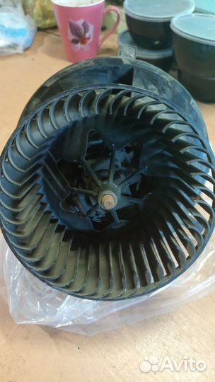 Мотор отопителя Фольксваген Джетта 6