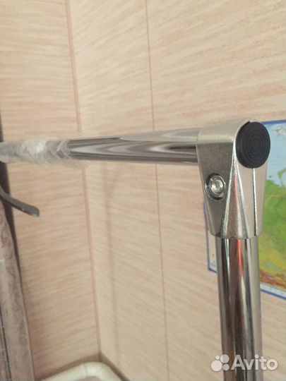 Вешалка напольная