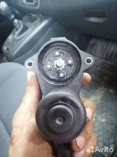 Сервопривод ручного парковочного тормаза