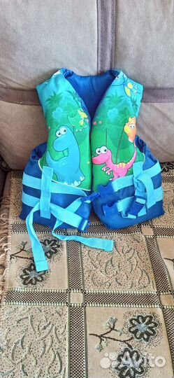 Спасательный жилет