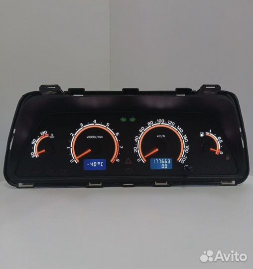 Щиток(комбинация)приборов нива нового образца