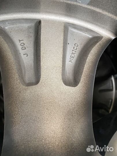 Оригинальные колеса на Toyota Highlander R18