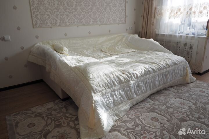 Покрывало на двухспальнюю кровать