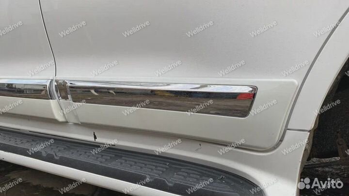 Молдинги Lexus LX570 450D широкие белый перламутр