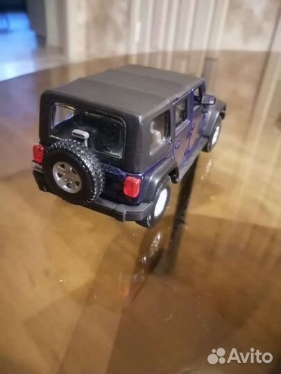 Jeep wrangler rubicon 1/32
