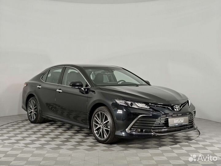 Toyota Camry 2.5 AT, 2023