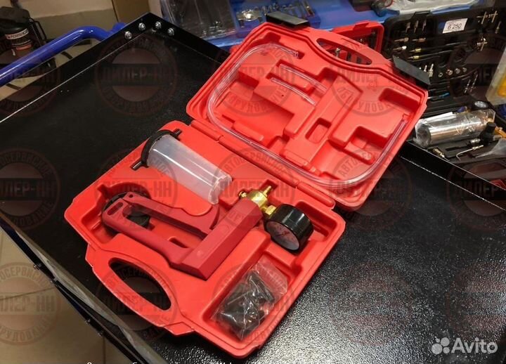 Тестер давления цилиндров Rossvik ST104