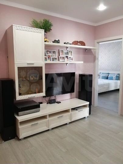3-к. квартира, 80 м², 8/9 эт.