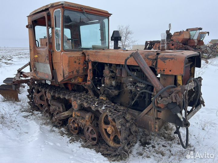 Трактор ВгТЗ ДТ-75, 1990