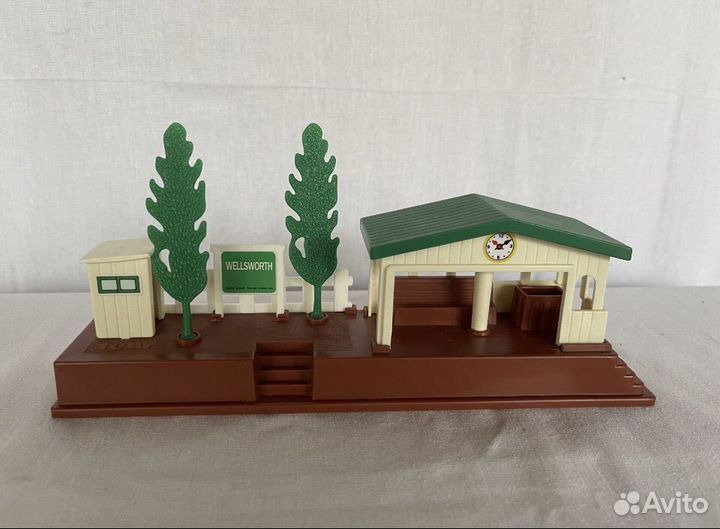 Tomy Станция для железной дороги