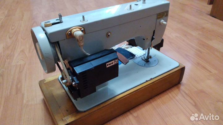 Чайка 142М. Настроена, смазана, отлично шьёт