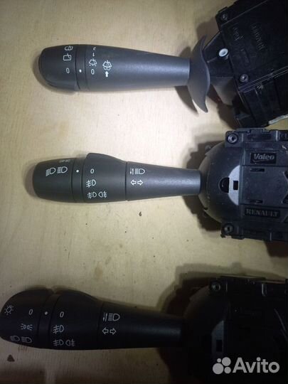 Подрулевой переключатель Renault