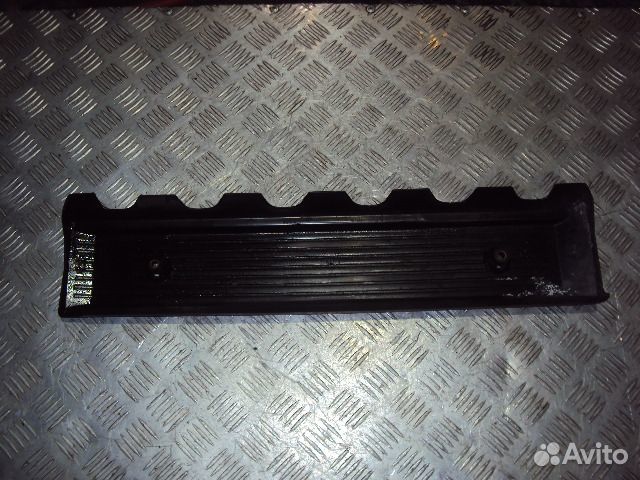 Крышка двигателя декоративная BMW 5 E39 (96-03) б/у (арт. 13351740160)