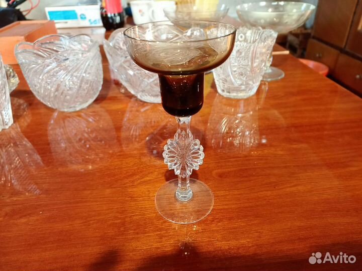 Хрустальная ваза, конфетницы и солонка