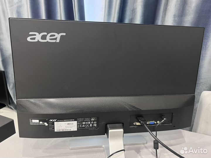 Могитор acer RT240Y