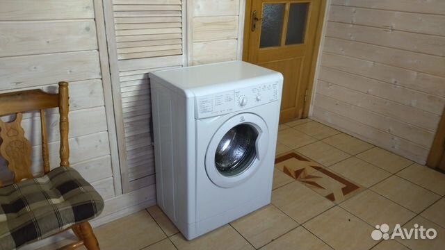 Узкая стиральная машина *Indesit iwsb 5085*(42 см)
