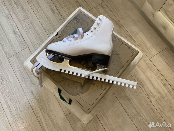 Коньки детские 35 размер