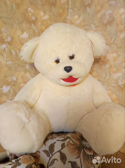 Плюшевый медведь