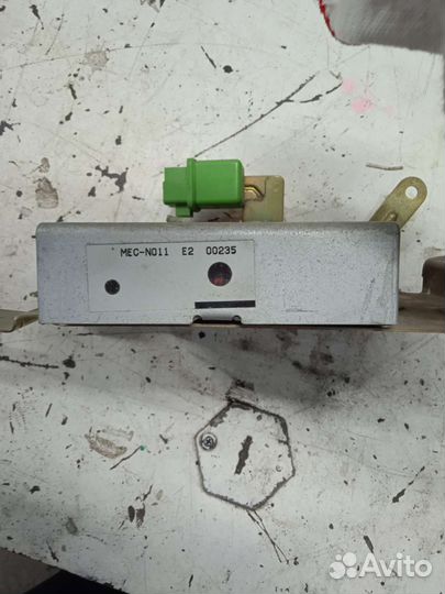 Блок управления двигателем Nissan Sunny Ниссан