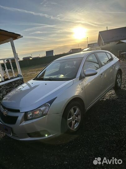Chevrolet Cruze 1.8 AT, 2012, 92 300 км