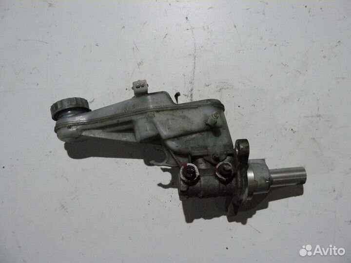 Цилиндр тормозной главный для Suzuki SX4 2011г