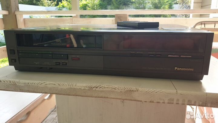 Видеомагнитофон Panasonic NV-433