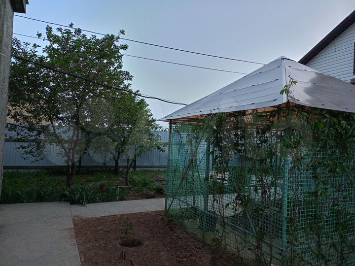 Дом 184 м² на участке 9 сот.