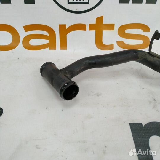 Патрубок системы охлаждения Volkswagen Tiguan 2