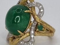 Перстень с натуральным изумрудом и бриллиантами