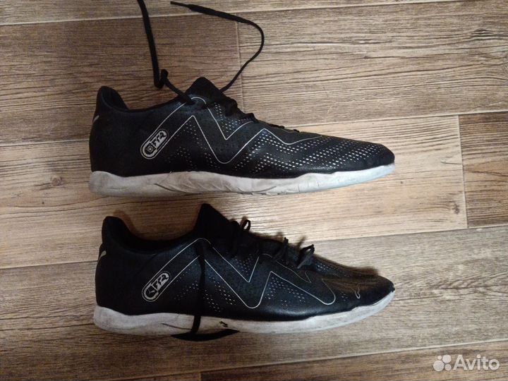 Бутсы puma future