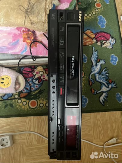 Vhs видео магнитофон