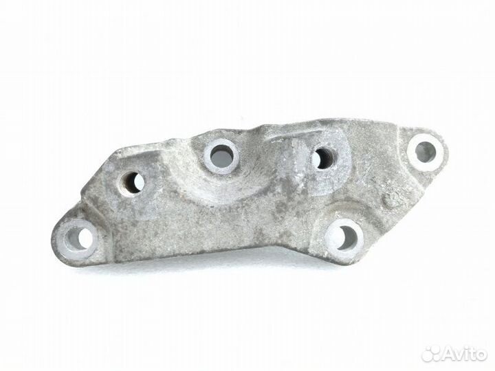 Кронштейн кпп Volvo Xc70 3 2.4 D5244T4 2012